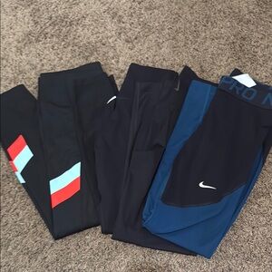 4 Nike Leggings
